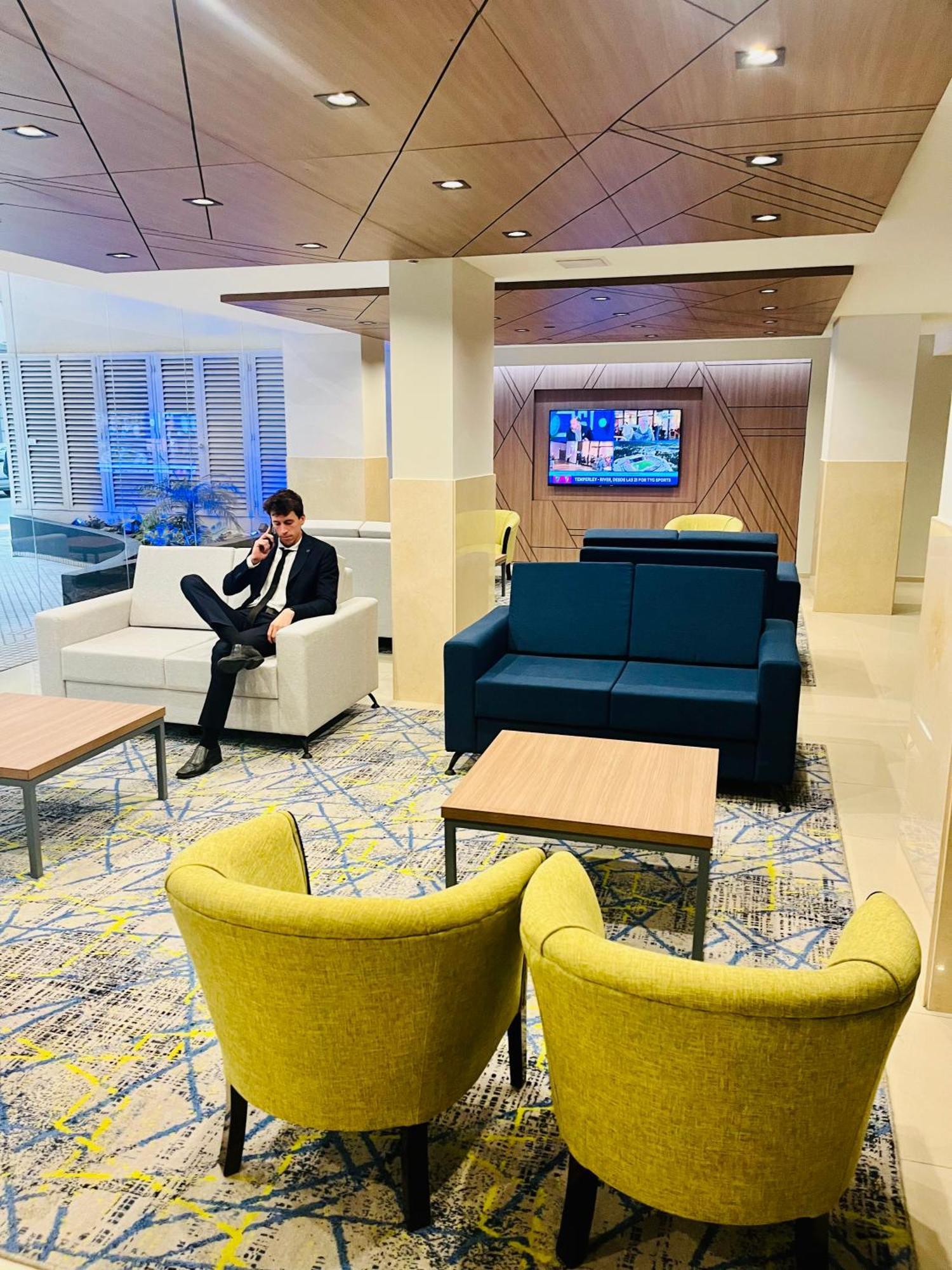 Holiday Inn Express Rosario By Ihg Exteriör bild